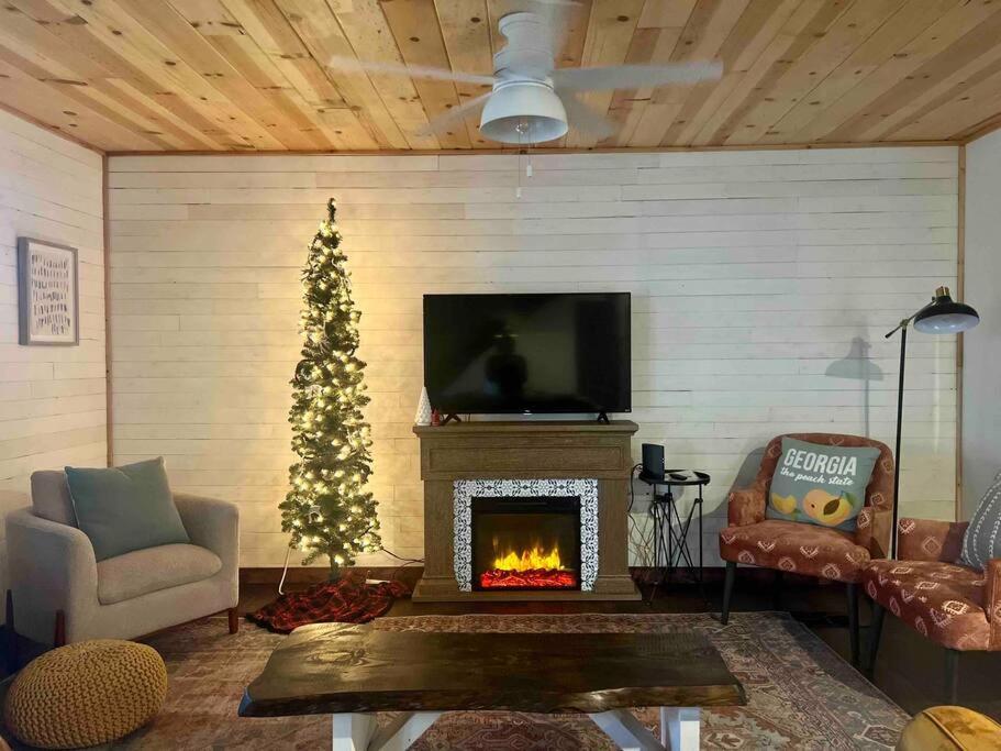 Close To Lake Blue Ridge, Hot Tub, Swing Beds Morganton Extérieur photo